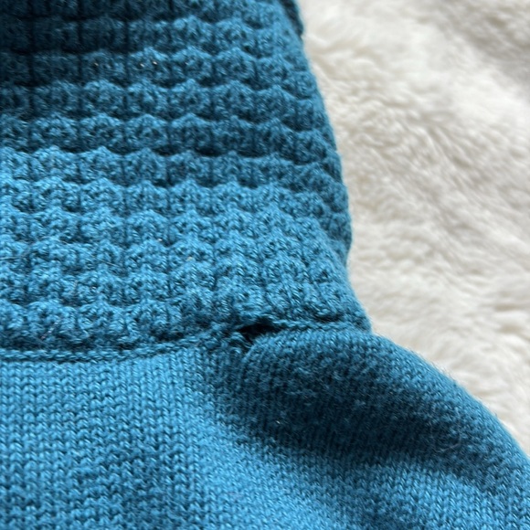 Calvin Klein Blue Collared Shirt FLAWED Size Medium - Picture 10 of 12